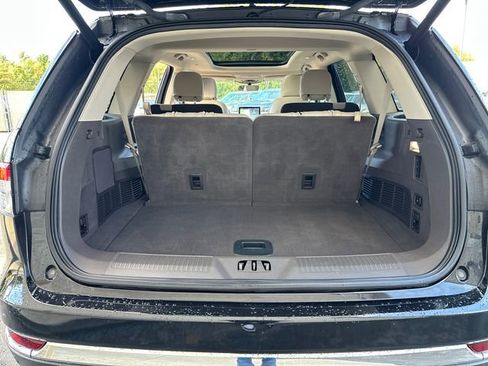 Used 2022 Lincoln Aviator Reserve w/ Equipment Group 201A image 13