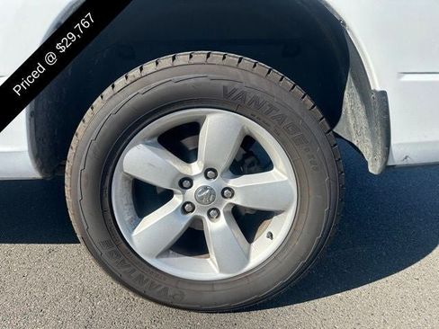 Used 2024 RAM 1500 Classic SLT AWD/4WD image 5