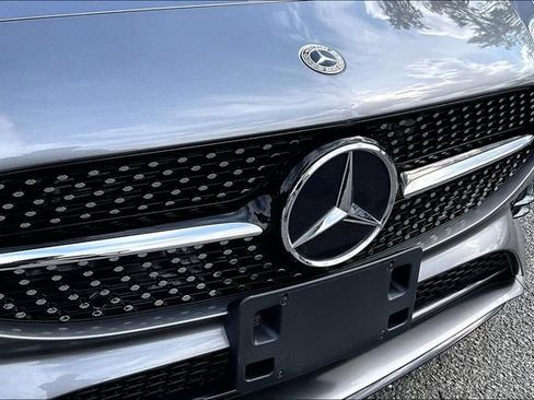 Used 2023 Mercedes-Benz CLA 250 4MATIC image 27