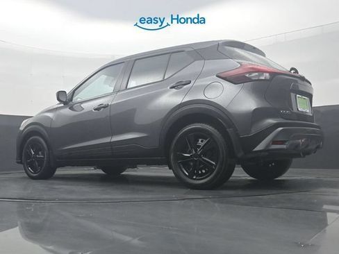 Used 2024 Nissan Kicks S FWD image 30
