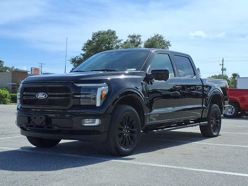 Used 2024 Ford F150 Lariat w/ Equipment Group 502A High AWD/4WD image 3