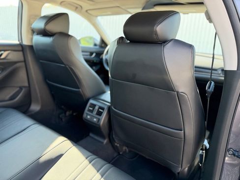 Used 2022 Honda Accord Touring image 23
