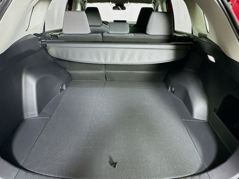 Used 2025 Toyota RAV4 XLE w/ Convenience Package image 28