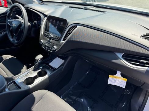 Certified 2023 Chevrolet Malibu LS FWD image 6