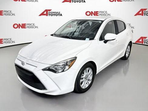 Certified 2017 Toyota Yaris iA FWD image 4
