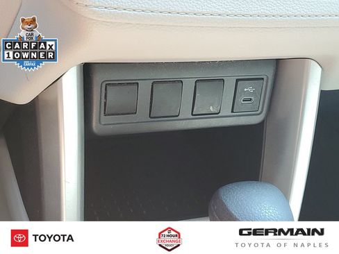 Used 2024 Toyota Corolla Cross L FWD image 32