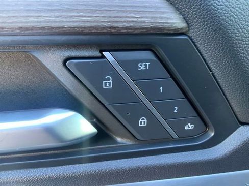 Used 2024 GMC Acadia Denali w/ Super Cruise Package AWD/4WD image 13
