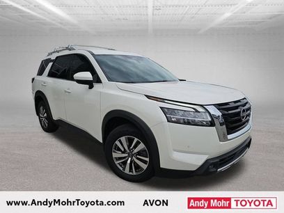 Used 2023 Nissan Pathfinder SL