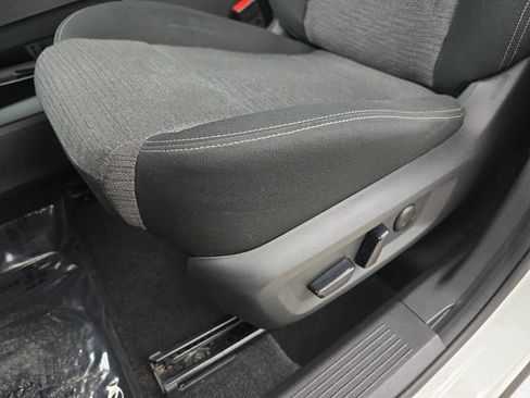 Used 2021 Nissan Rogue SV FWD image 28