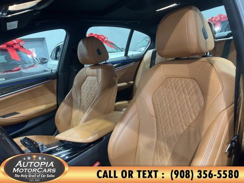 Used 2021 BMW 530i xDrive w/ Convenience Package image 11