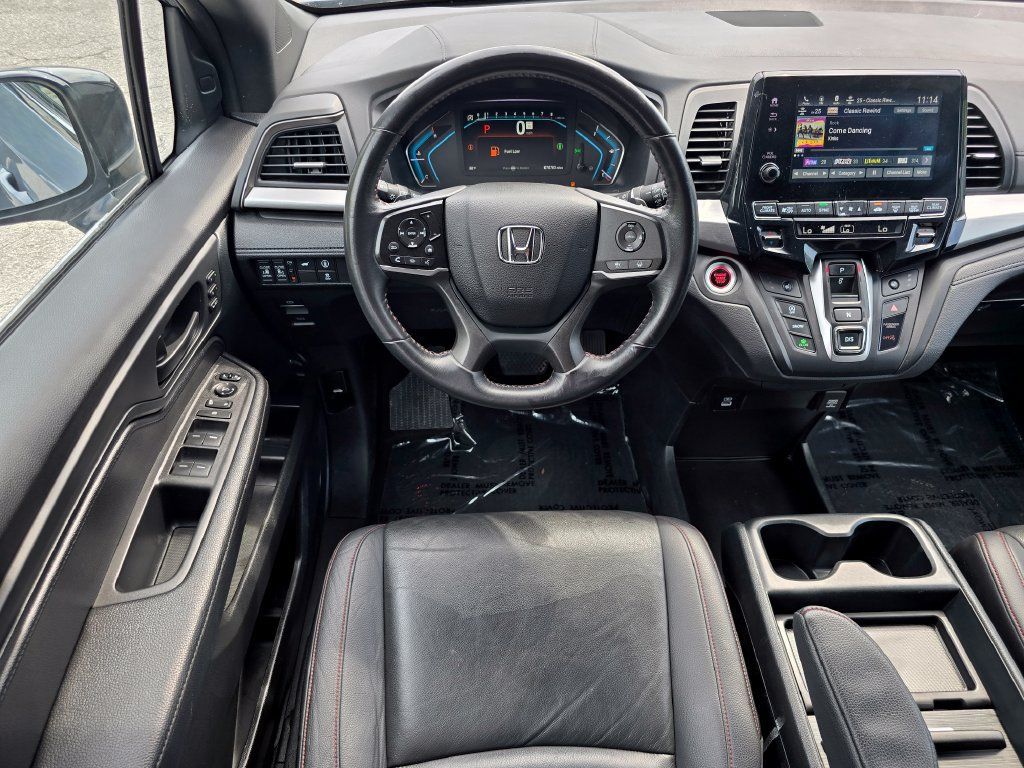 Used 2023 Honda Odyssey Sport image 32