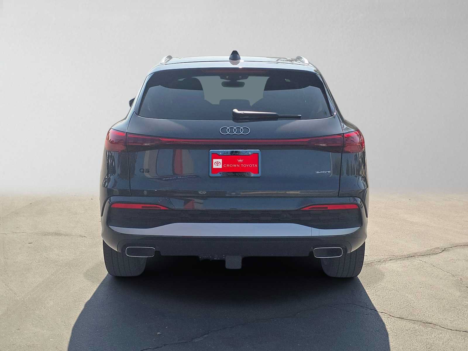 Used 2025 Audi Q5 Premium Plus w/ Premium Plus AWD/4WD image 4
