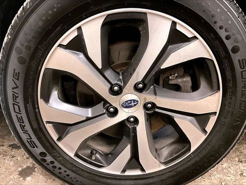 Used 2021 Subaru Outback Touring image 8