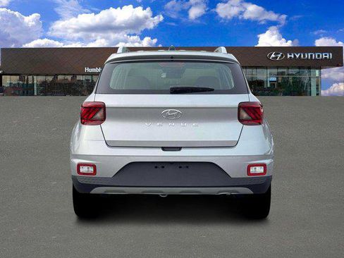 New 2026 Hyundai Venue SEL image 6