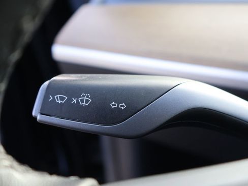Used 2020 Tesla Model 3 Standard Range Plus RWD image 44