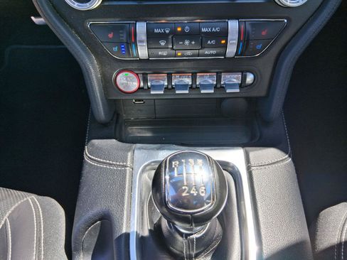 Used 2022 Ford Mustang GT Premium w/ Equipment Group 401A RWD image 30
