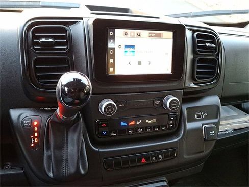 Used 2023 RAM ProMaster 2500 image 16