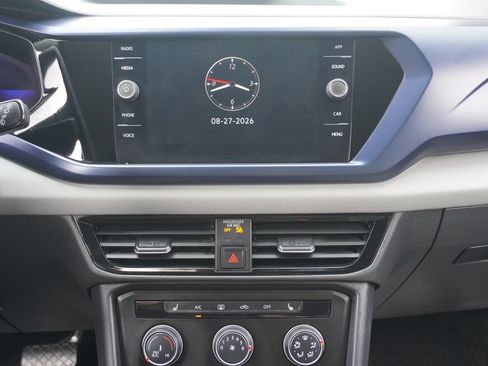 Used 2022 Volkswagen Taos SE FWD image 20