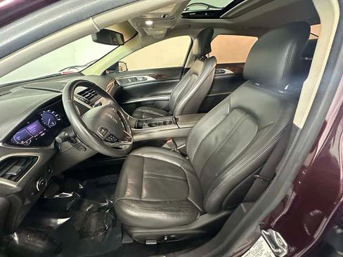 Used 2013 Lincoln MKZ image 15