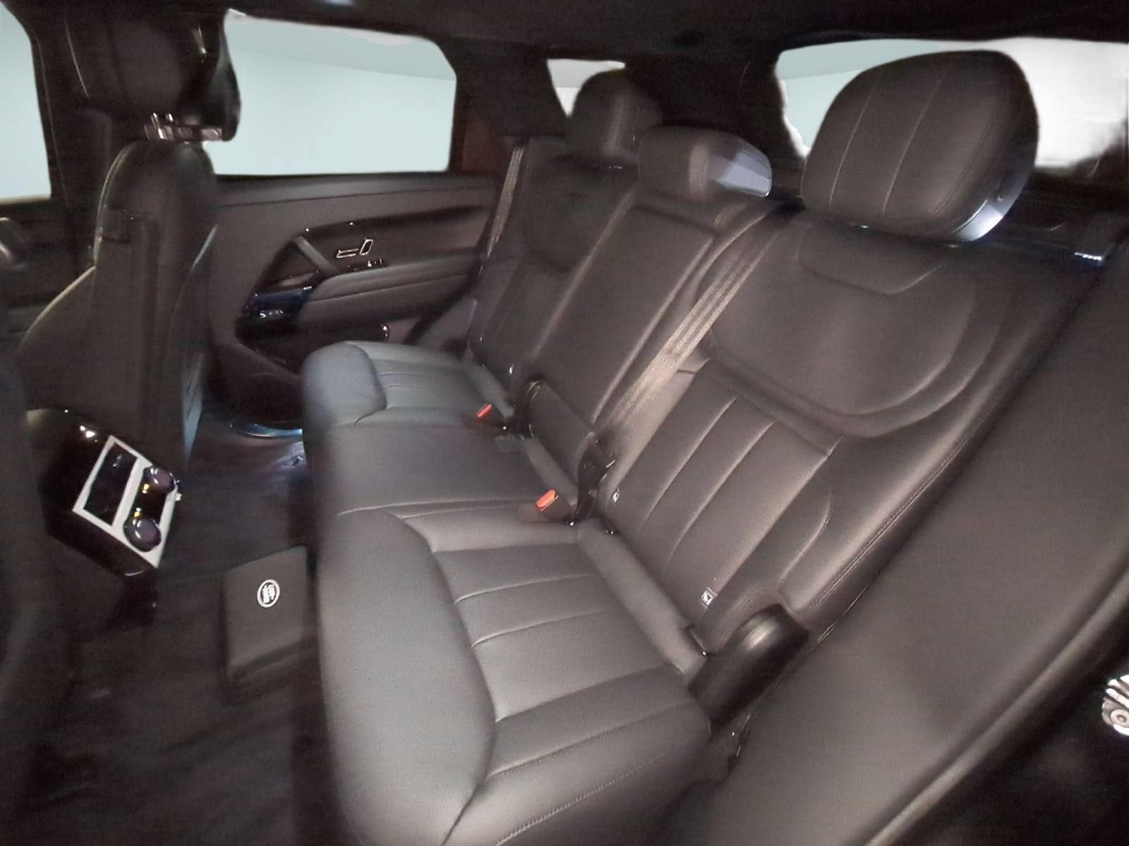 New 2027 Land Rover Range Rover Sport Dynamic SE AWD/4WD image 25