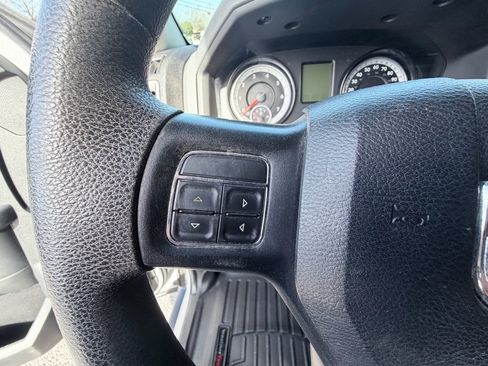 Used 2015 RAM 1500 Express image 13