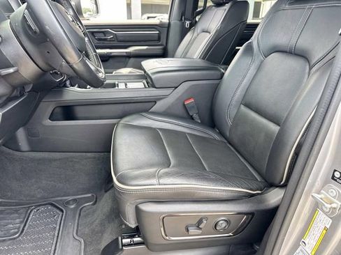 Used 2022 RAM 1500 Limited w/ Body Color Bumper Group AWD/4WD image 18