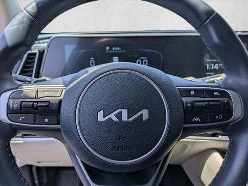 Used 2025 Kia Sportage EX AWD/4WD image 12