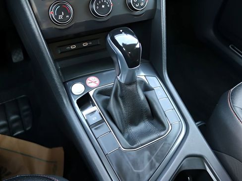 Used 2024 Volkswagen Tiguan Wolfsburg Edition image 25