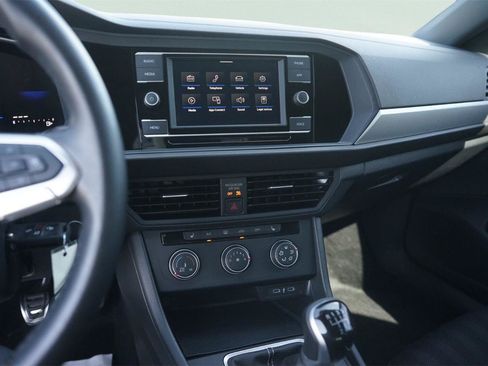 Used 2024 Volkswagen Jetta Sport FWD image 26