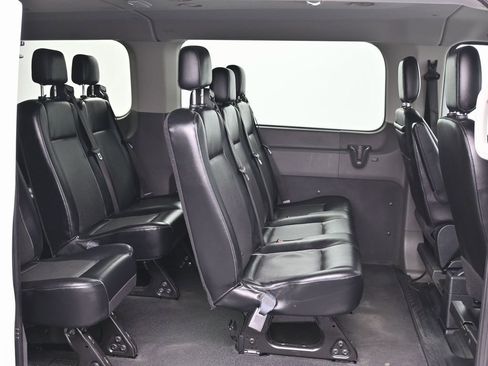 Used 2020 Ford Transit 350 XL image 29