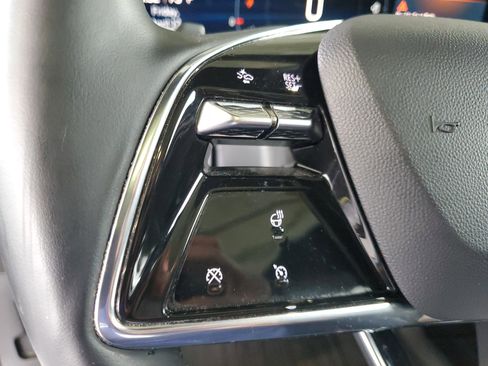 Used 2024 Cadillac Lyriq Luxury RWD image 23