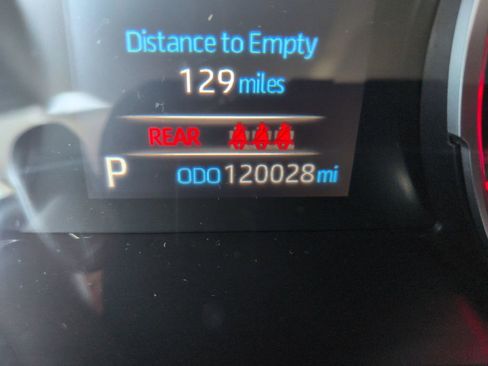 Used 2021 Toyota RAV4 XLE AWD/4WD image 16