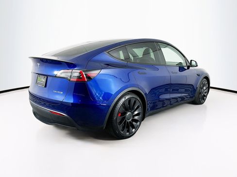 Used 2022 Tesla Model Y Performance image 9