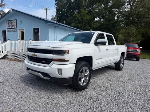 Used 2018 Chevrolet Silverado 1500 LT w/ All Star Edition AWD/4WD image 1