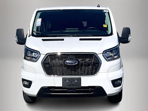 Used 2023 Ford Transit 350 XLT image 4