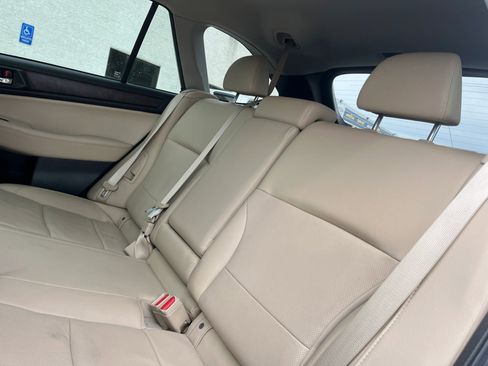 Used 2016 Subaru Outback 3.6R Limited image 17