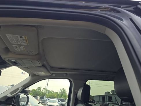 Used 2025 Ford Expedition Active AWD/4WD image 11