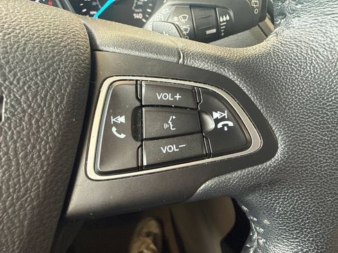 Used 2017 Ford Escape Titanium AWD/4WD image 19