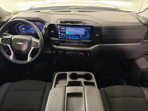 Used 2022 Chevrolet Silverado 1500 LT w/ Protection Package AWD/4WD image 36