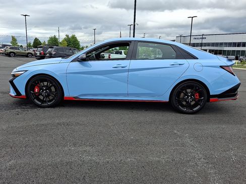 Used 2025 Hyundai Elantra N FWD image 4