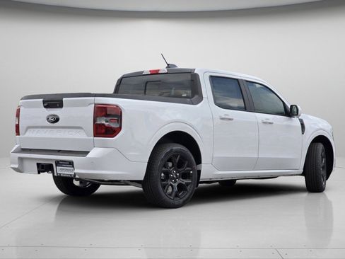 New 2025 Ford Maverick Lobo image 7