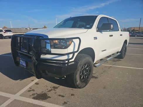 Used 2012 Toyota Tundra 4x4 CrewMax image 1