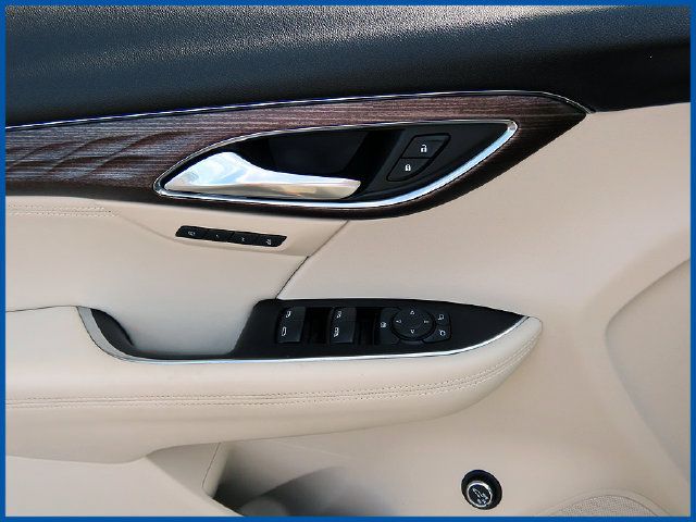 Used 2023 Buick Envision Avenir AWD/4WD image 12