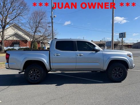 Used 2023 Toyota Tacoma SR5 image 2
