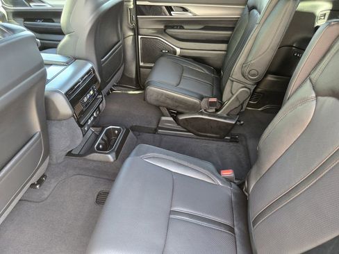 New 2026 Jeep Grand Wagoneer L Limited AWD/4WD image 16