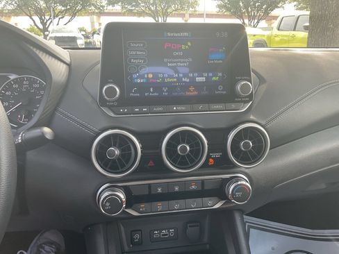 Used 2025 Nissan Sentra SV FWD image 22