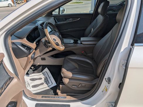 Used 2018 Lincoln MKX Reserve w/ Lincoln MKX Climate Package AWD/4WD image 10