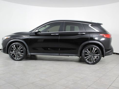 Used 2021 INFINITI QX50 Luxe w/ Appearance Package image 2