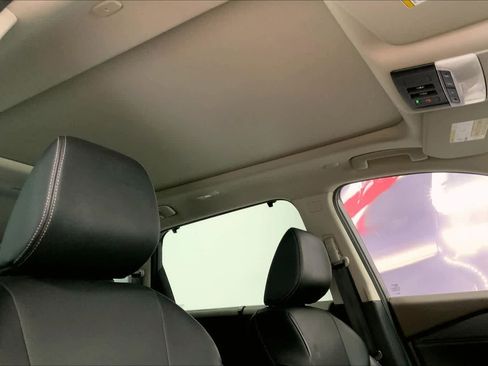 Used 2023 Nissan Rogue SL w/ SL Premium Package image 29