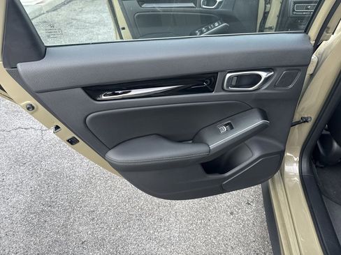 Used 2025 Honda Civic Sport Touring image 25